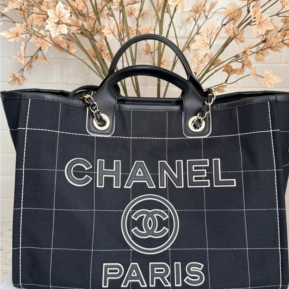 CHANEL Black Grid Canvas Tote with Chain-and-Leather Straps and Matching Pouch - Picture 13 of 14